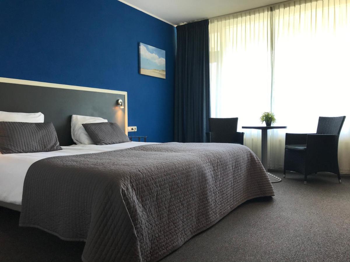 Fletcher Strandhotel Renesse Esterno foto