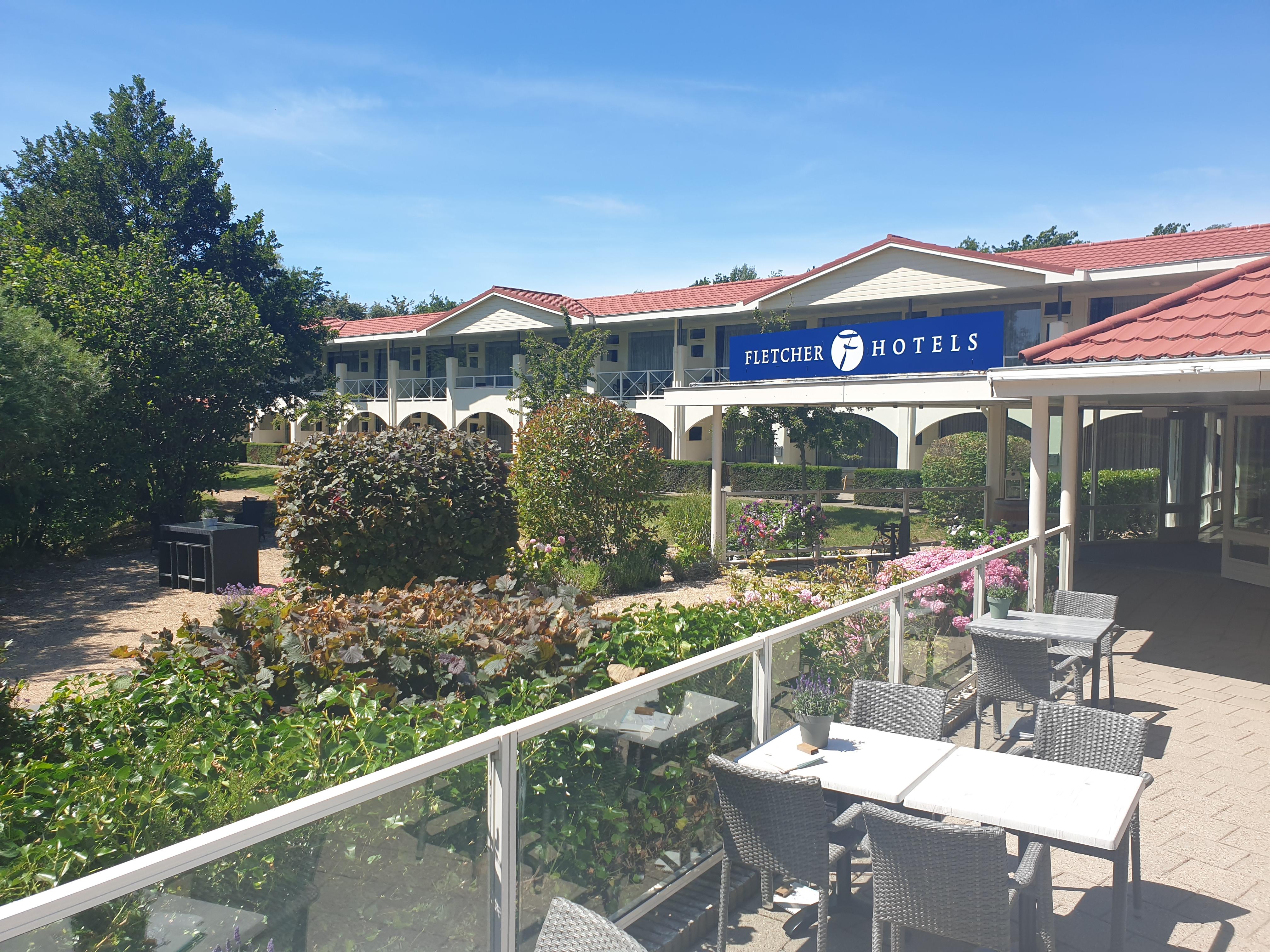 Fletcher Strandhotel Renesse Esterno foto